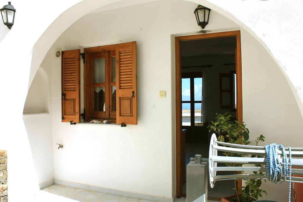 Matina - Stavros Traditional Houses Koronos Стая снимка
