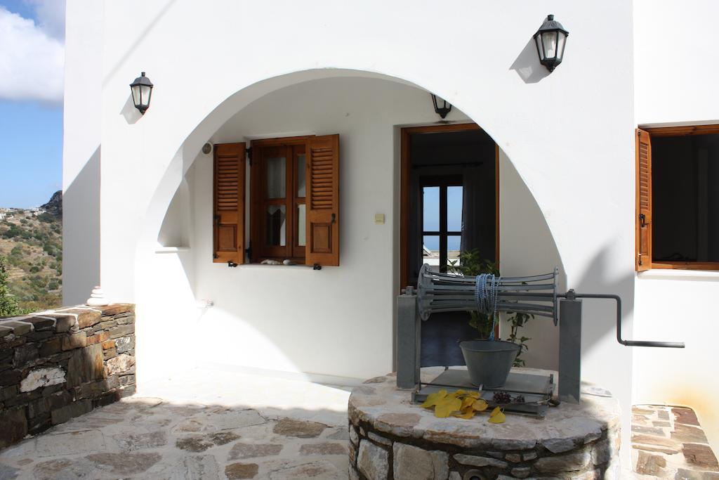 Matina - Stavros Traditional Houses Koronos Стая снимка