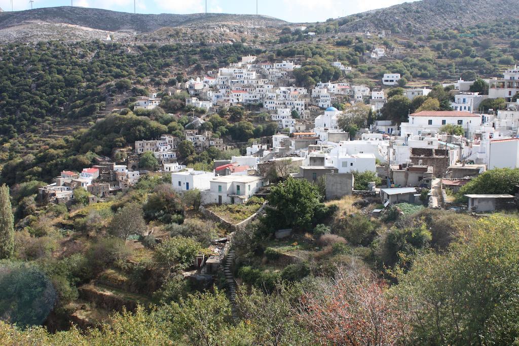 Matina - Stavros Traditional Houses Koronos Екстериор снимка