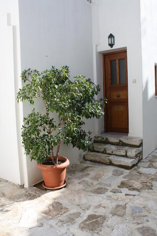 Matina - Stavros Traditional Houses Koronos Екстериор снимка